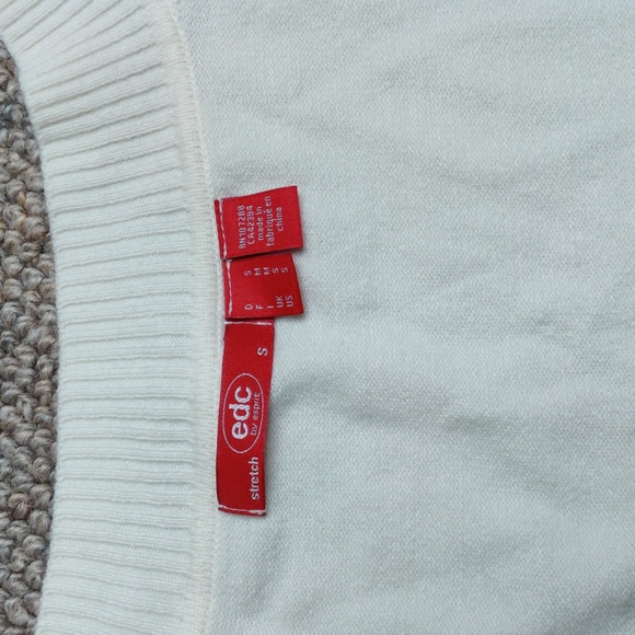 Esprit cropped cardigan in cream with embroidery, Small - Picture 4 of 6